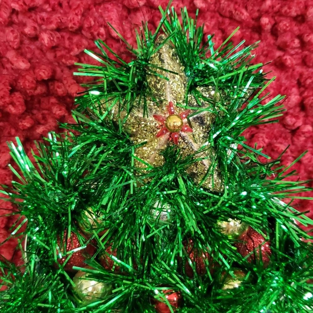 CHRISTMAS TREE 🎅 - Picture 4 of 4